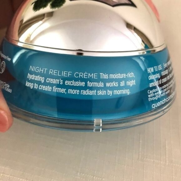 Quench Micro Water Complex Night Relief Crème 1.7 Fl Oz Paraben Free Hydrating - Picture 2 of 5